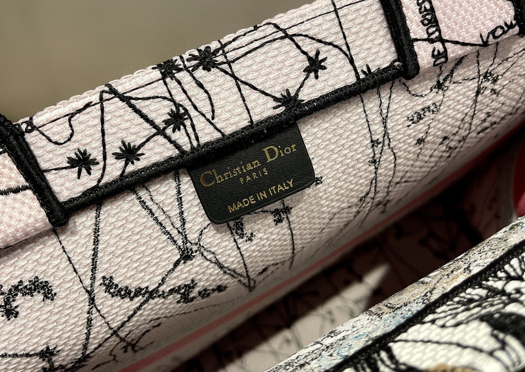 D*ior Bag Top Quality