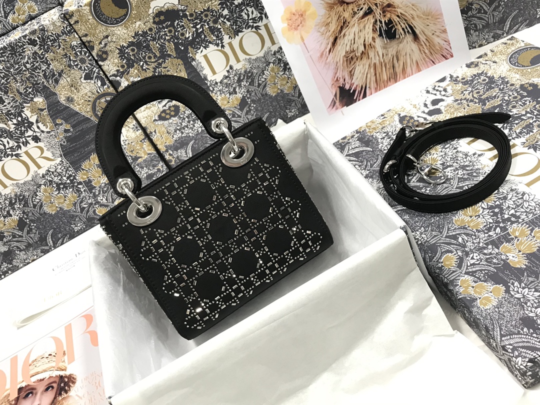 D*ior Bag Top Quality 17*15*7CM