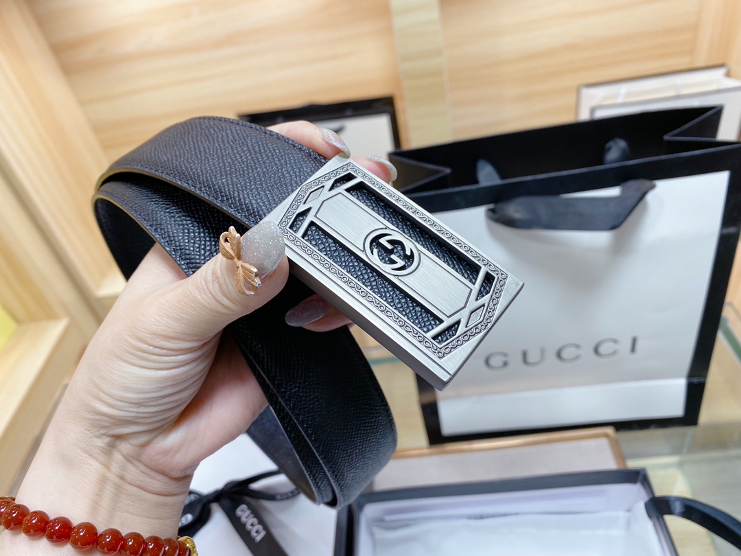 V*ersace Top Version