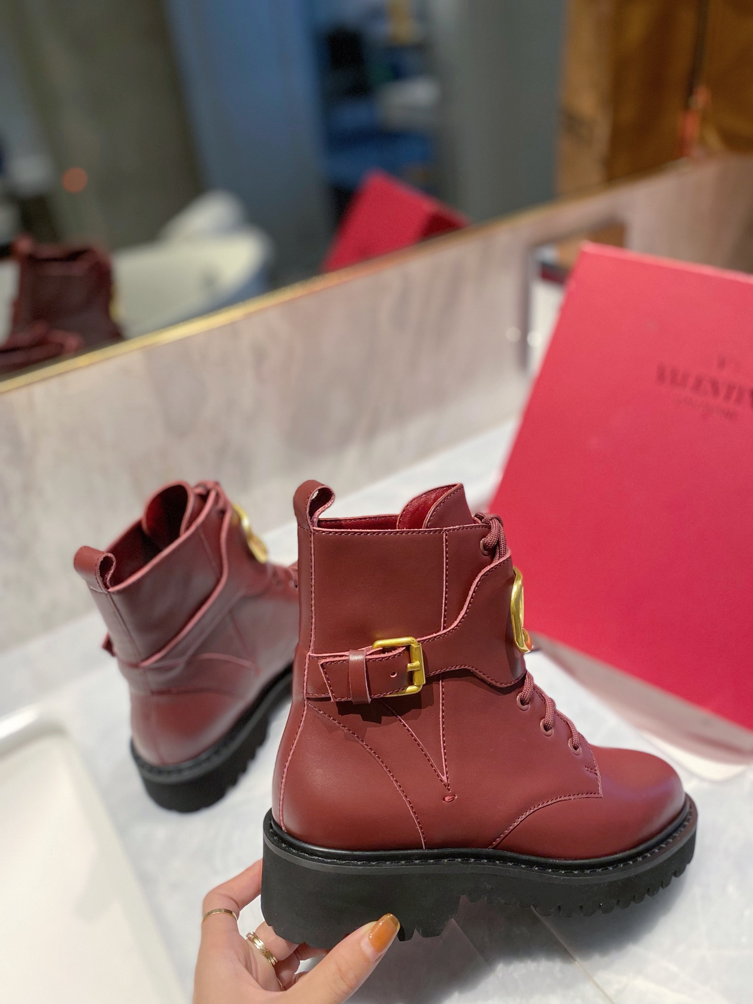 Women π*π΄πΏπΈπππΌππ Top Sneakers