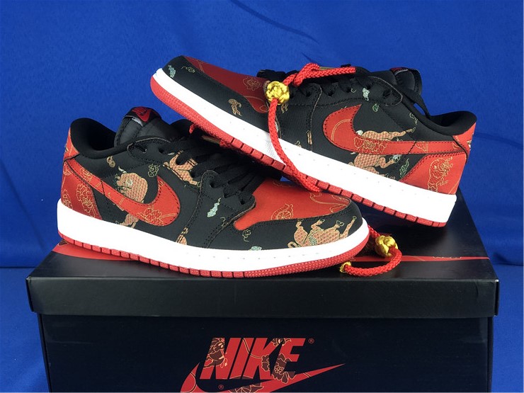 Air Jordan 1 Low OG Chinese New Year DD2233-001