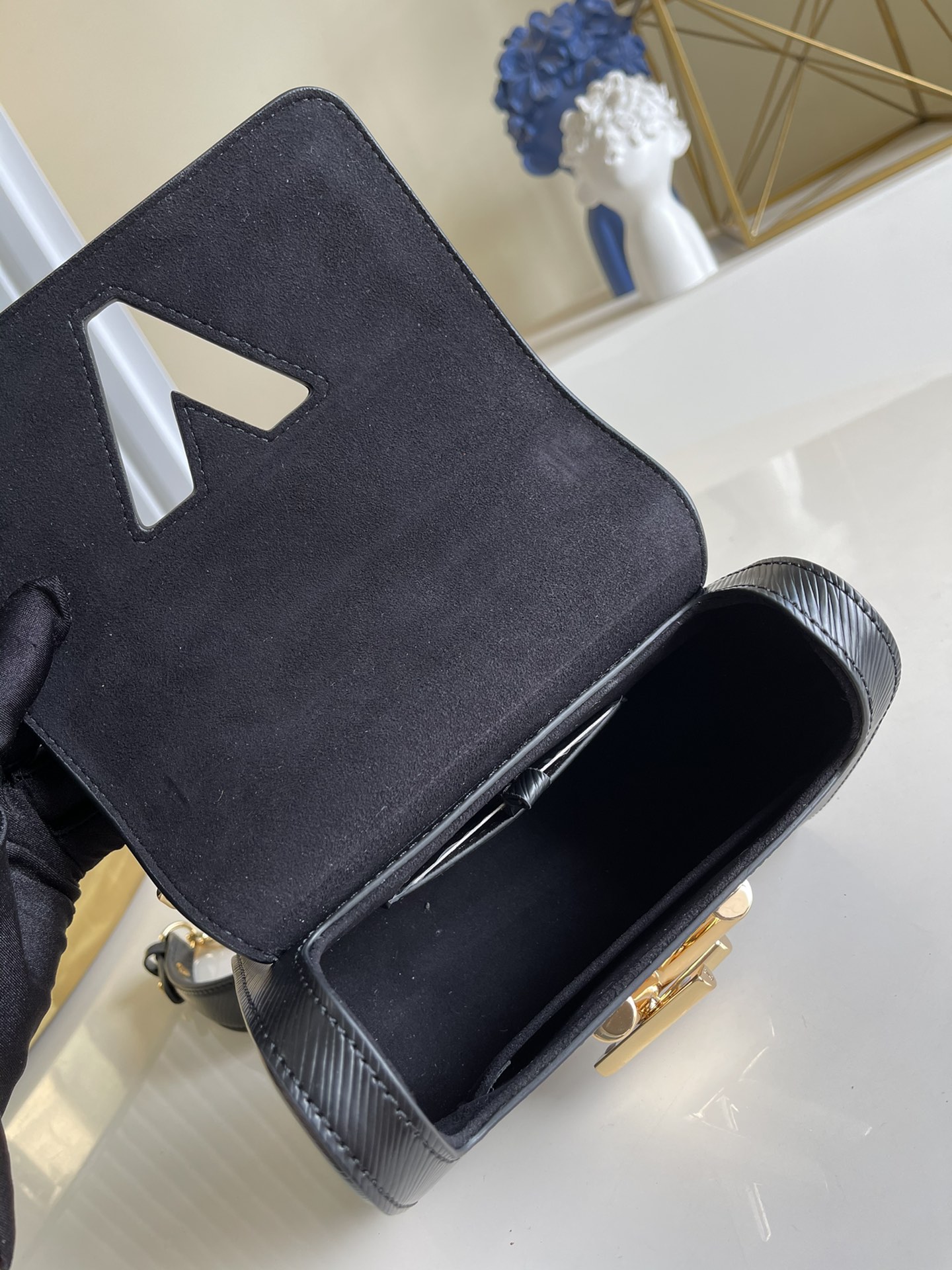 L*ouis V*uitton Bag Top Quality 18*15*9cm