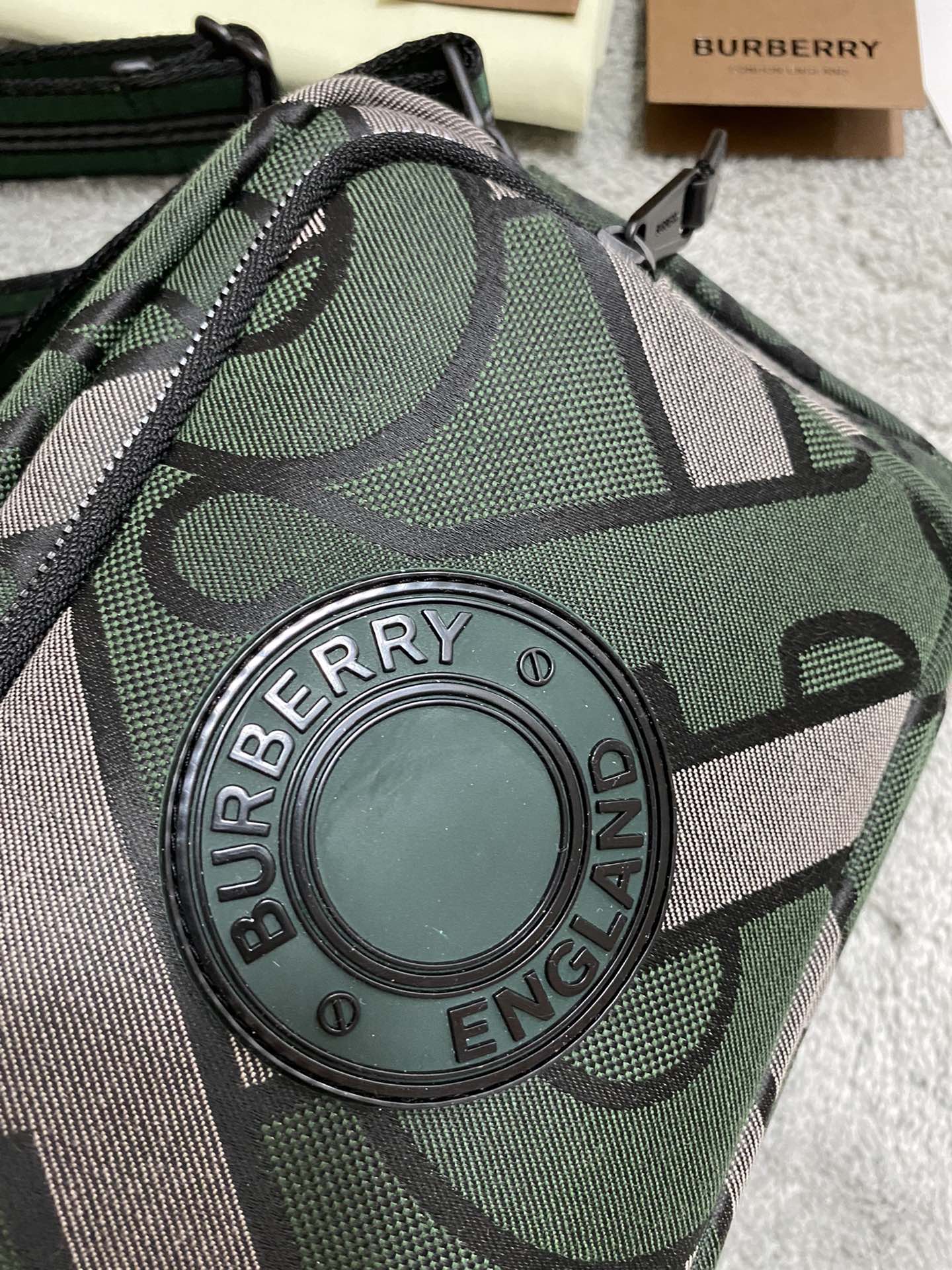 B*urberry Bag Top Quality 23*15*7cm