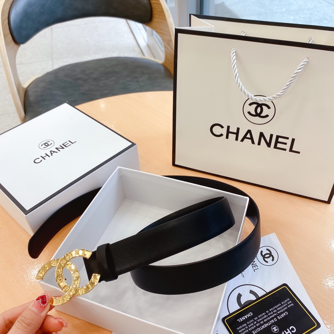 L*ouis V*uitton Belts Top Version