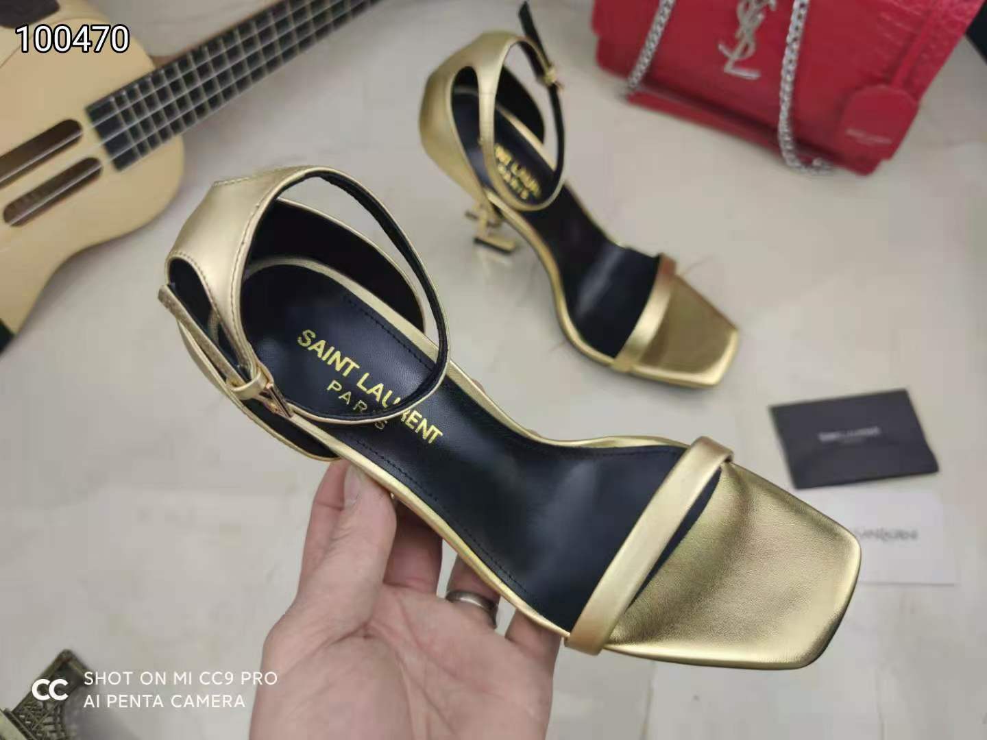 Women Y*SL Top Pumps