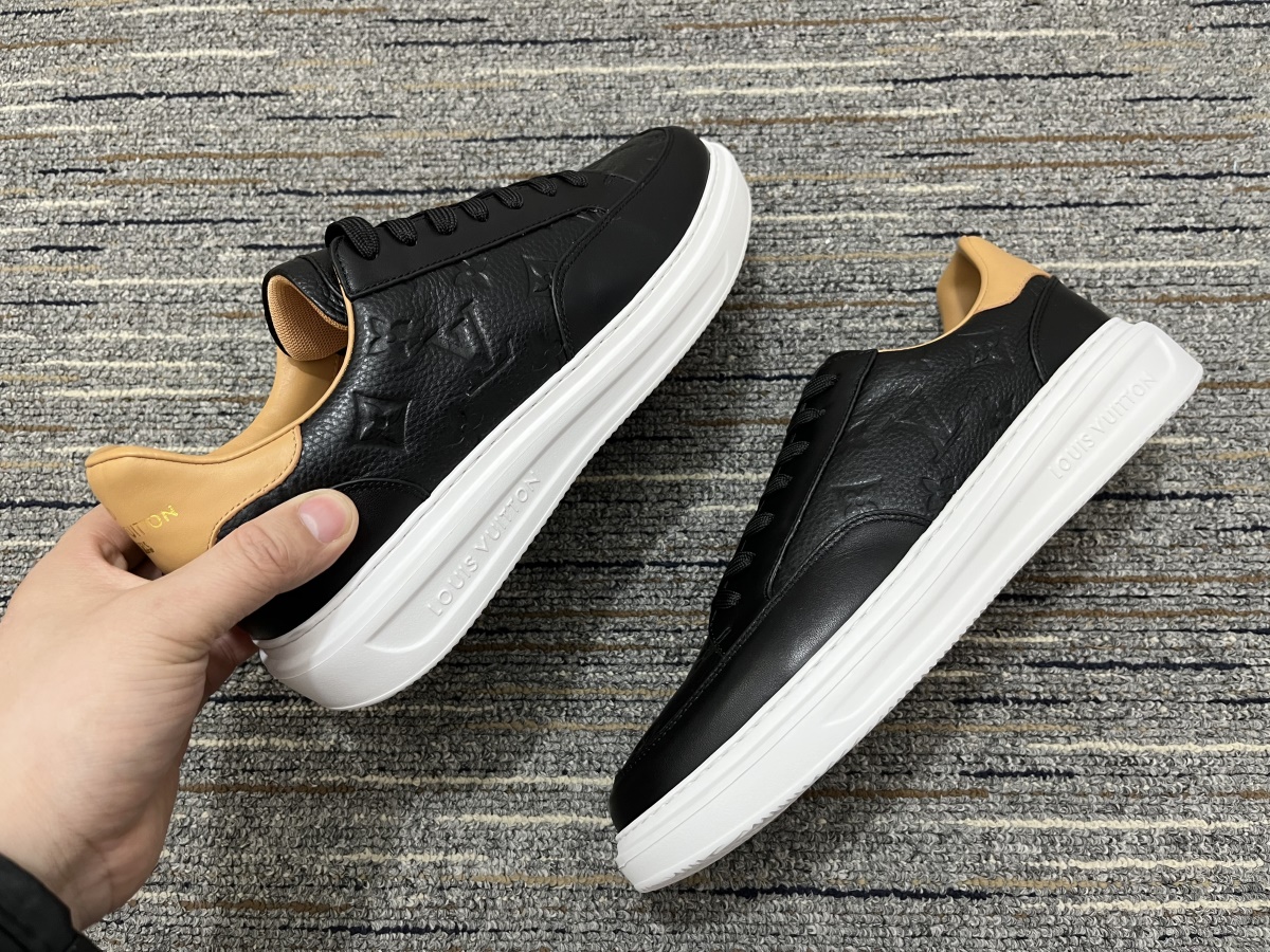 Men L*ouis V*uitton Top Sneakers