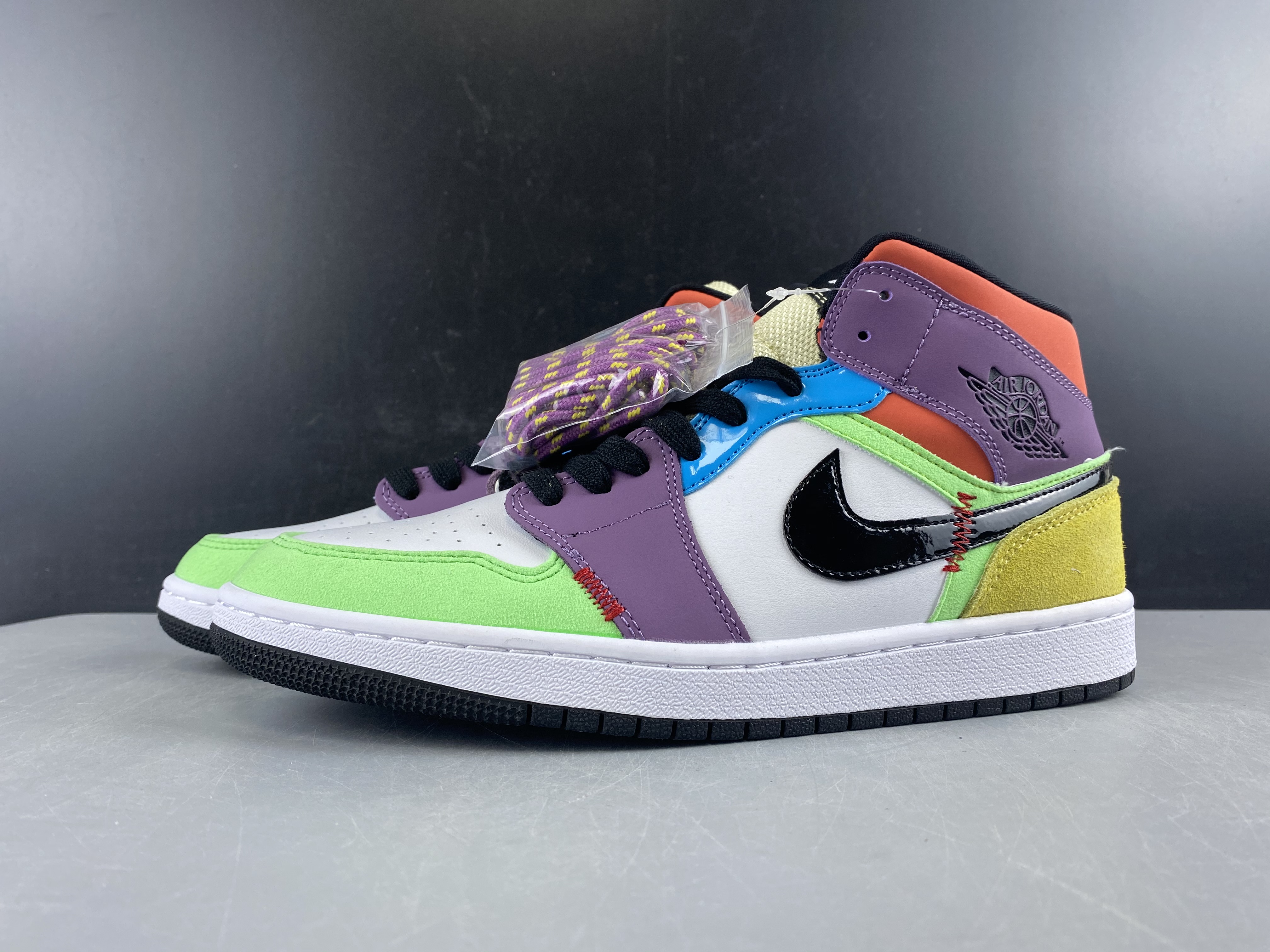 Jordan 1 Mid SE Multi-Color CW1140 100