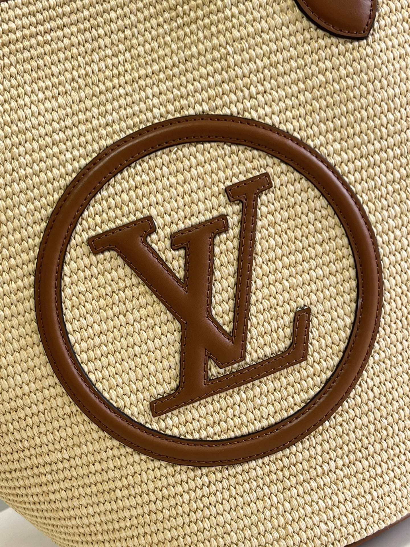 L*ouis V*uitton Bag Top Quality 22.4*13.4*7.1CM