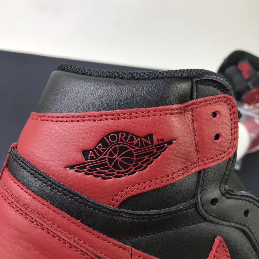 Air Jordan 1 Banned 555088-001