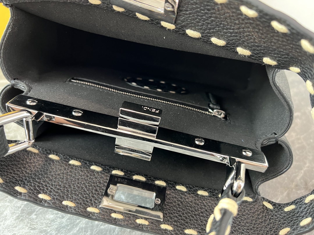 F*endi Bag Top Quality 23*11*18CM