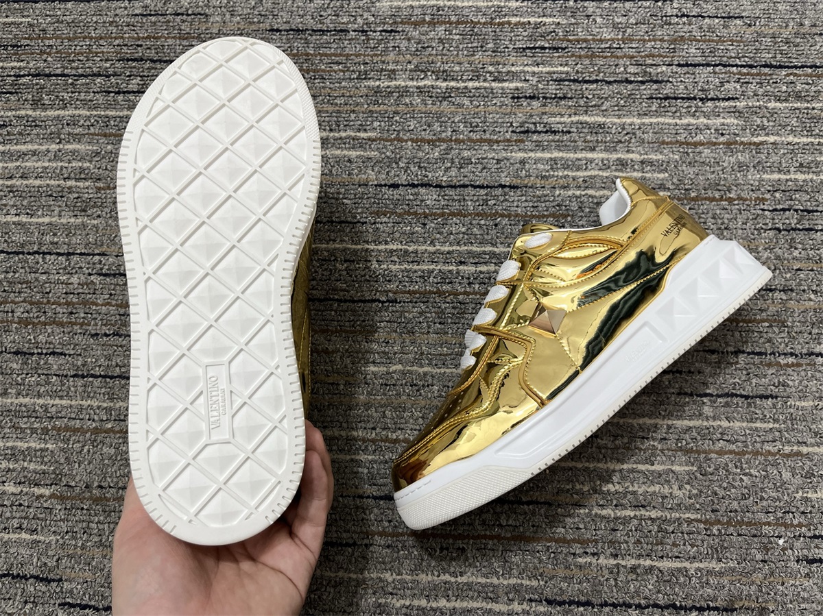 Women π*π΄πΏπΈπππΌππ Top Sneakers