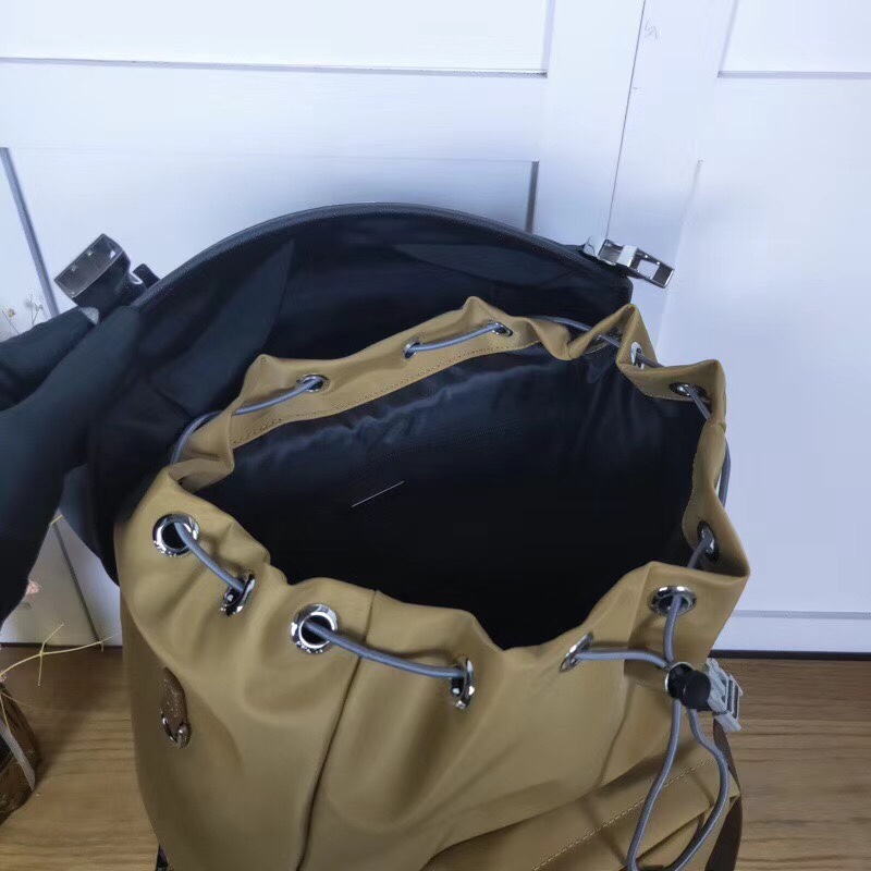 P*rada Top Bag 27*45*17cm