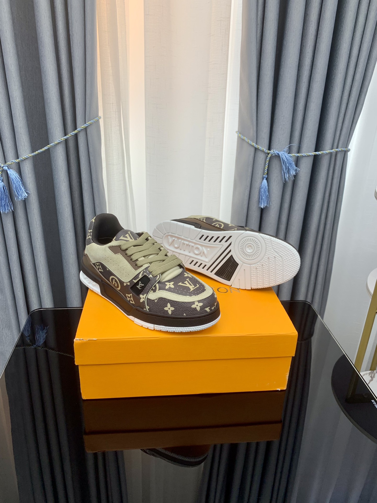 Men Women L*ouis V*uitton Top Sneakers