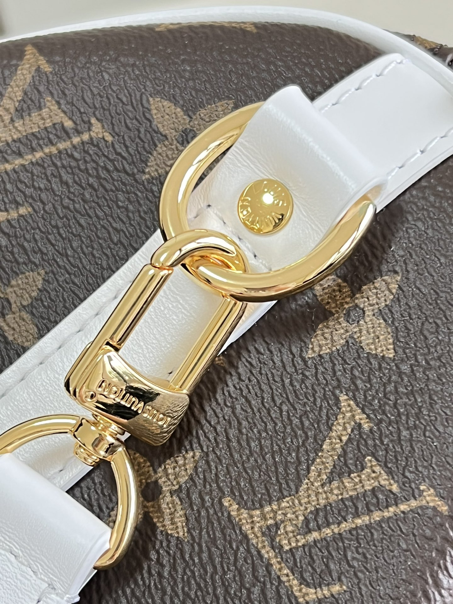 L*ouis V*uitton Bag Top Quality 25*19*15CM