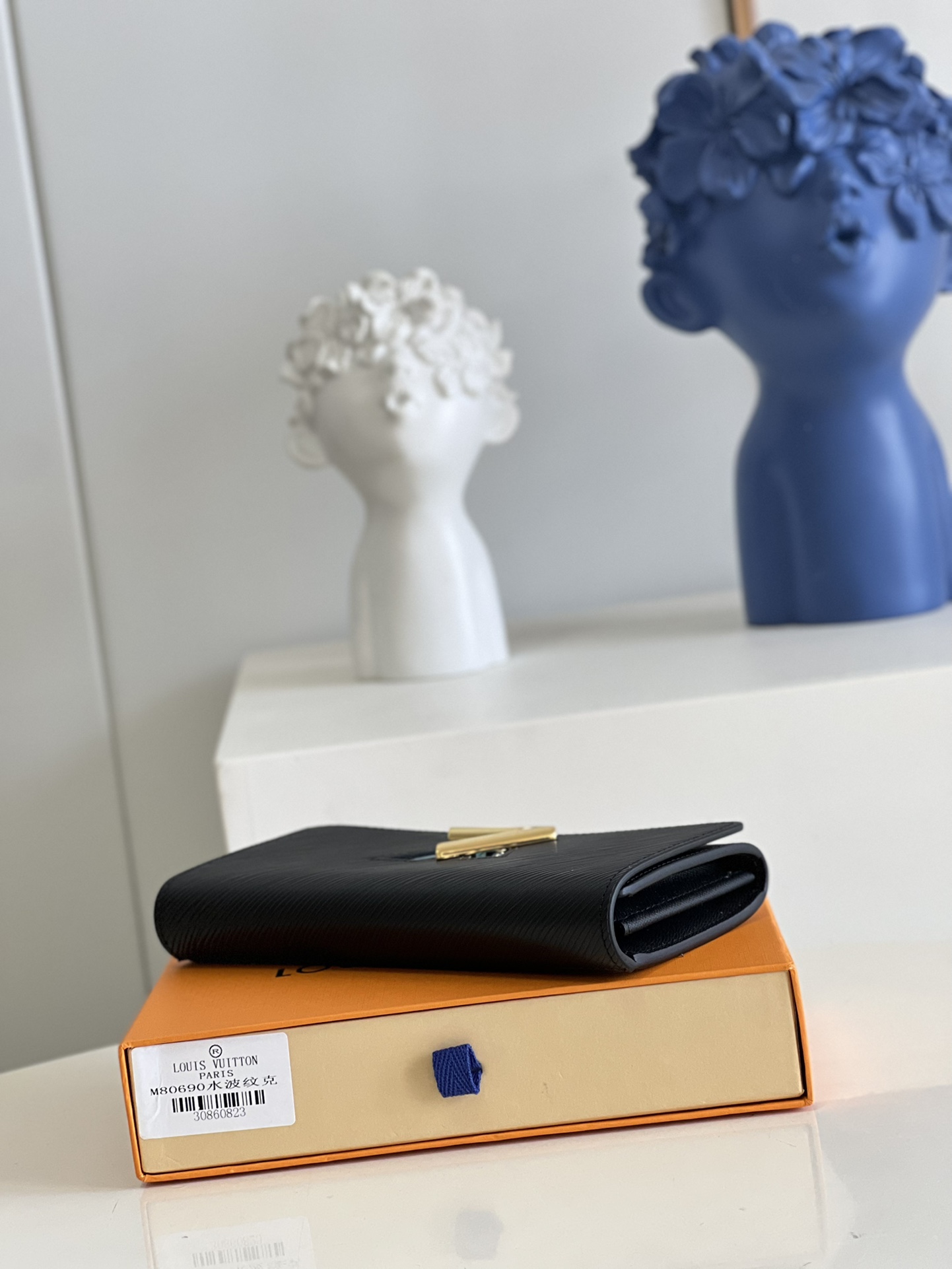 L*ouis V*uitton Top Bag 19*10.5*3cm