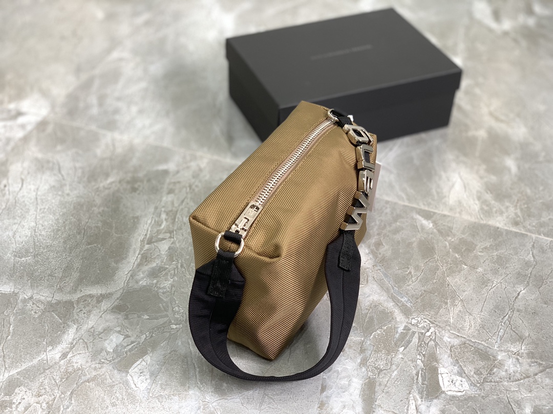 A*lexander W*ang Top Bag 22CM