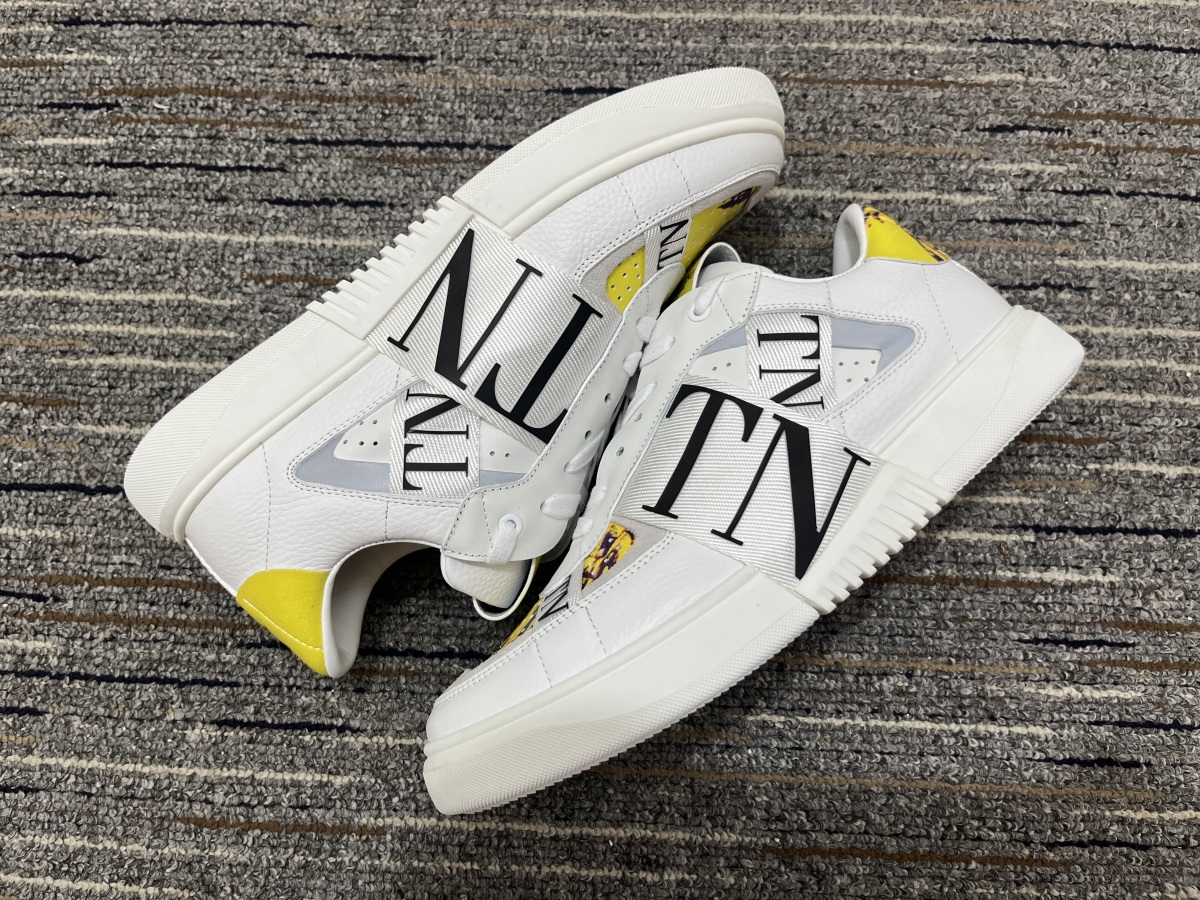 Men Women π*π΄πΏπΈπππΌππ Top Sneakers