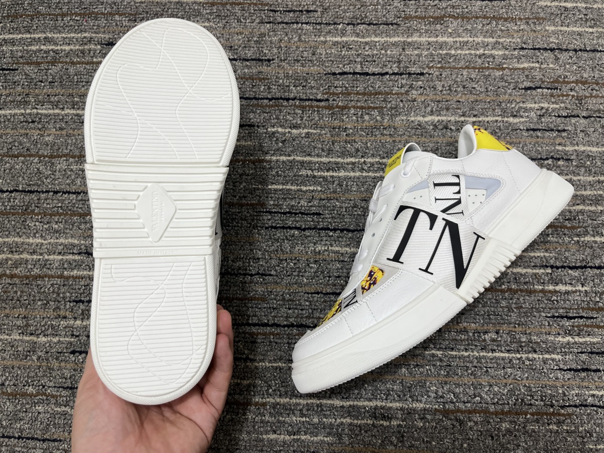 Men Women π*π΄πΏπΈπππΌππ Top Sneakers