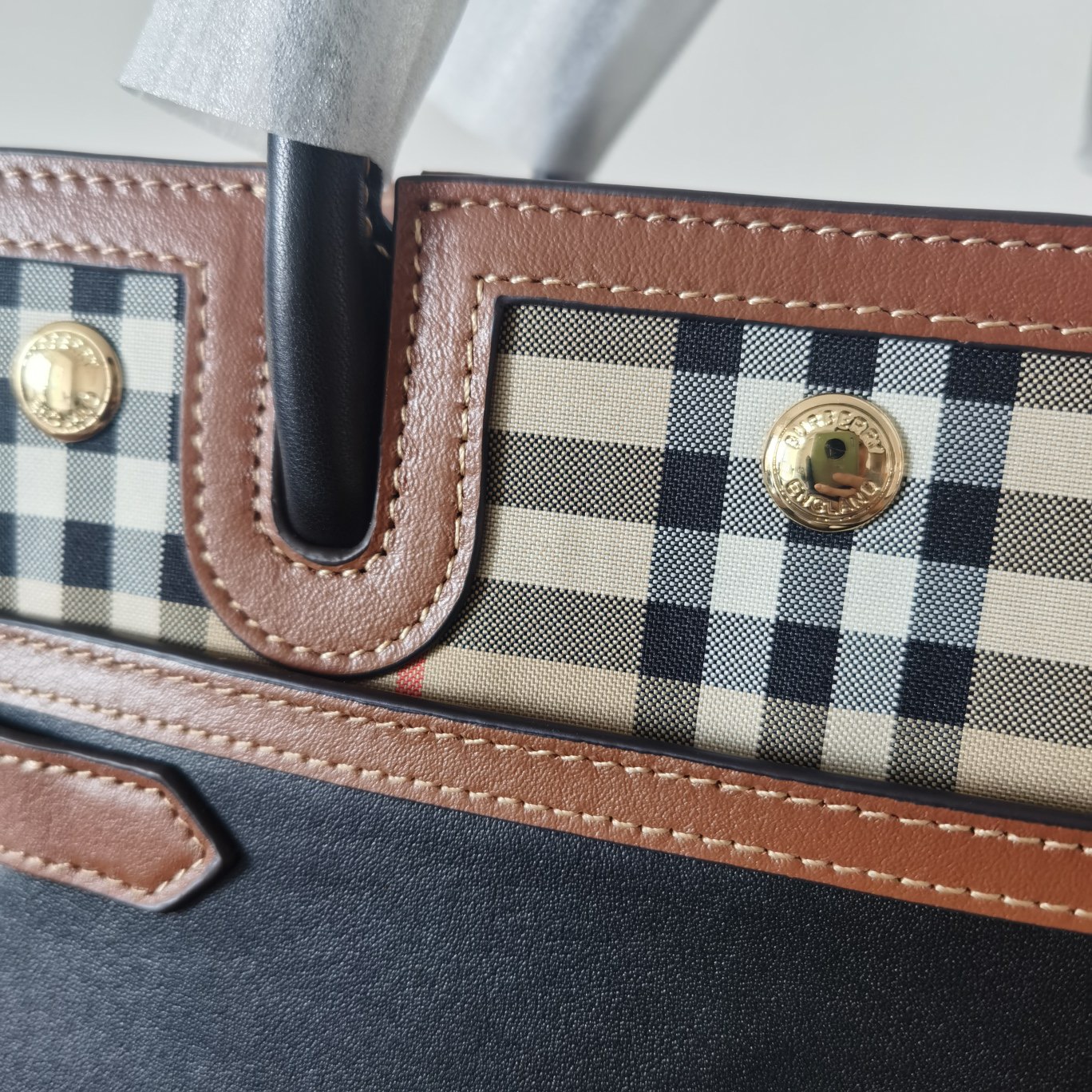 B*urberry 6641 8871 title Vintage handbag Top Quality