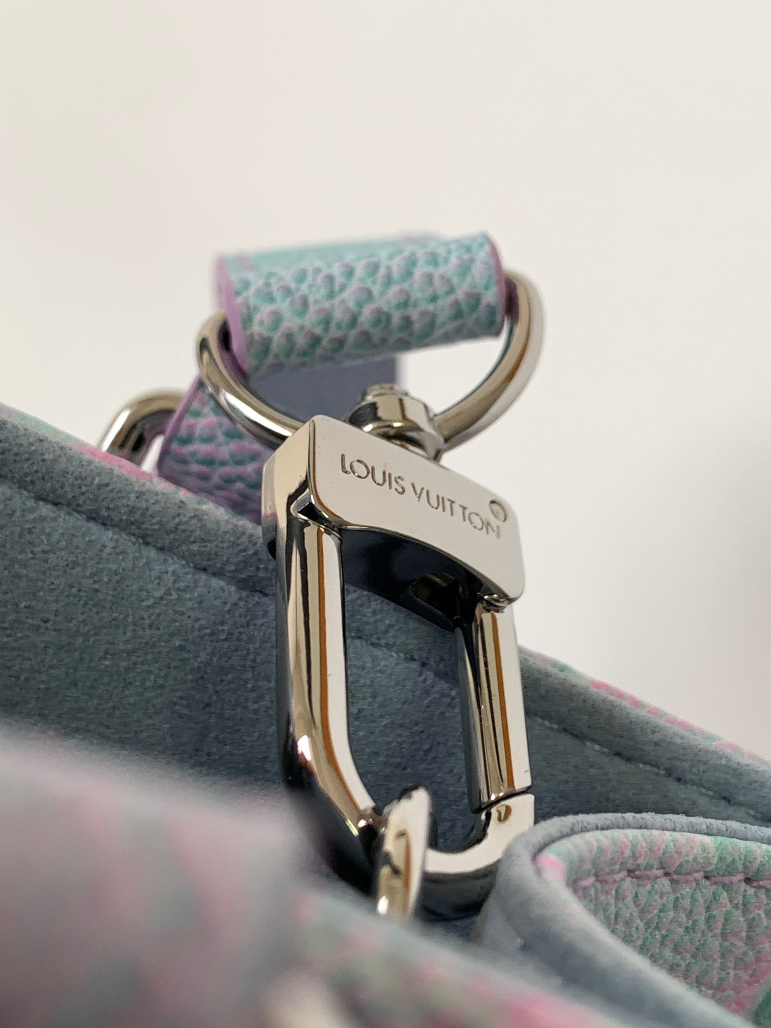 Lady L*ouis V*uitton M46067 onthego tote handbag Top Quality 25*19*11.5cm