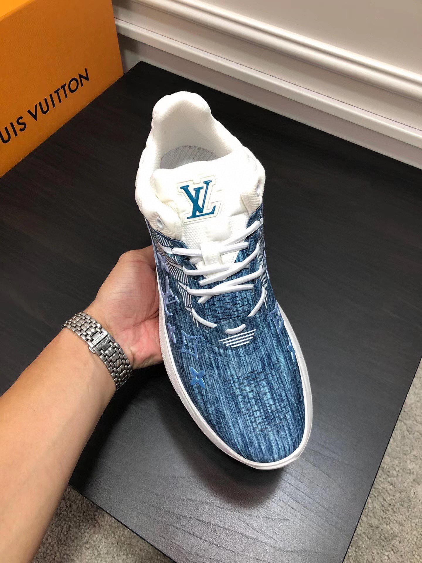 Men L*ouis V*uitton Top Sneakers