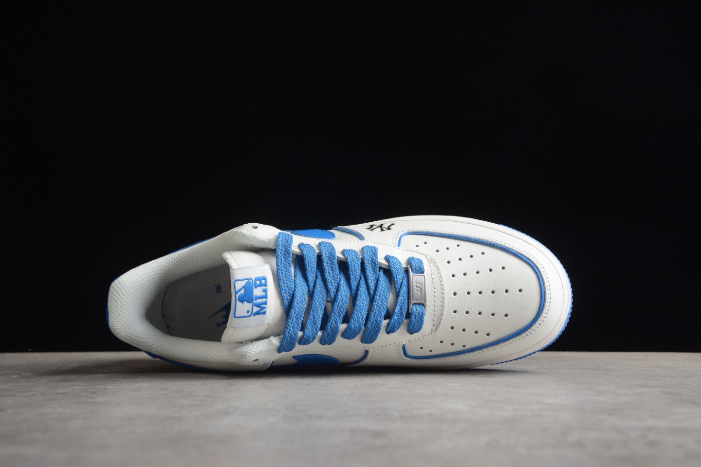 from Nike Air Force 1 Low xN*Y