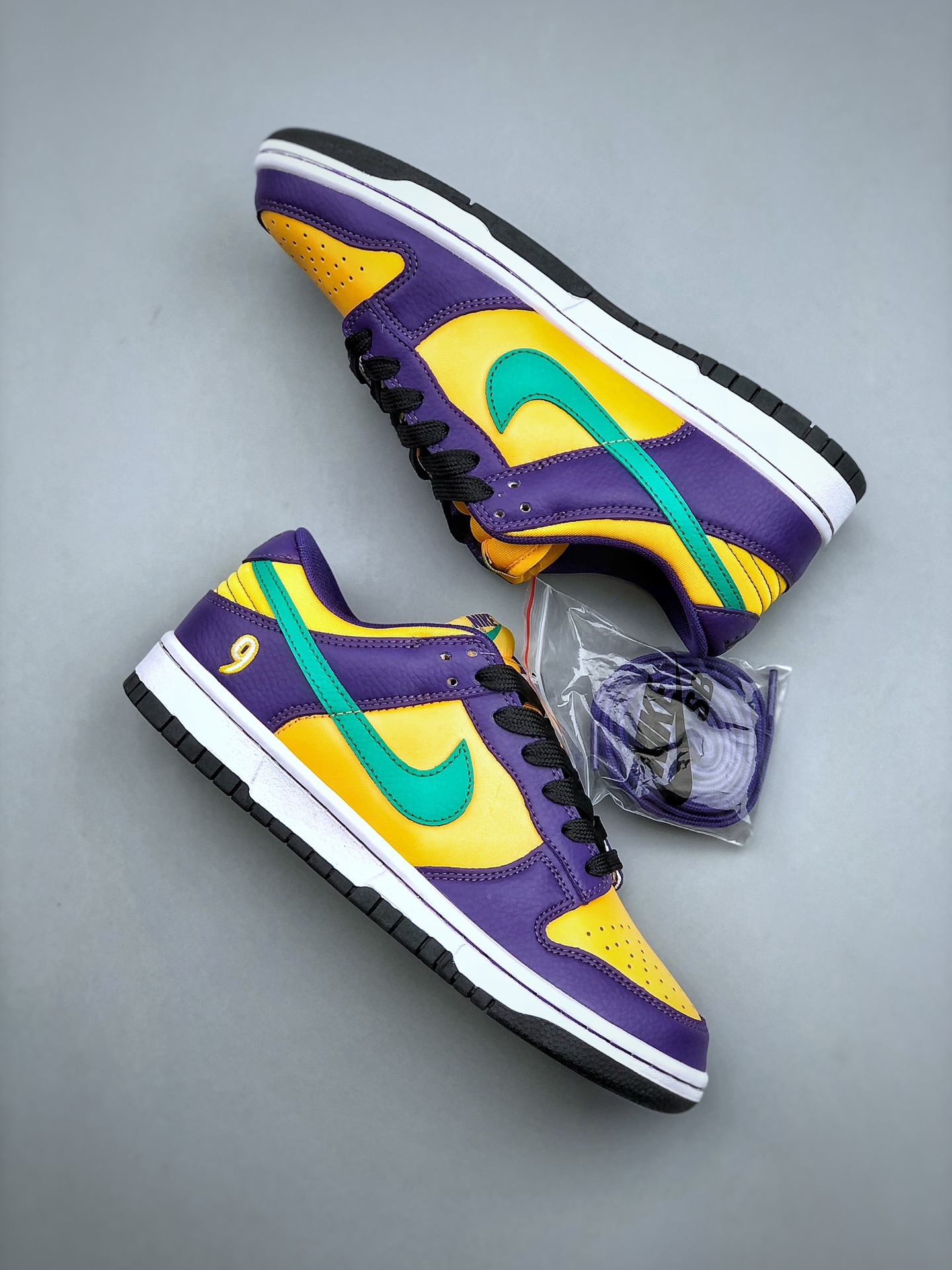 from Nike Dunk SB LOW