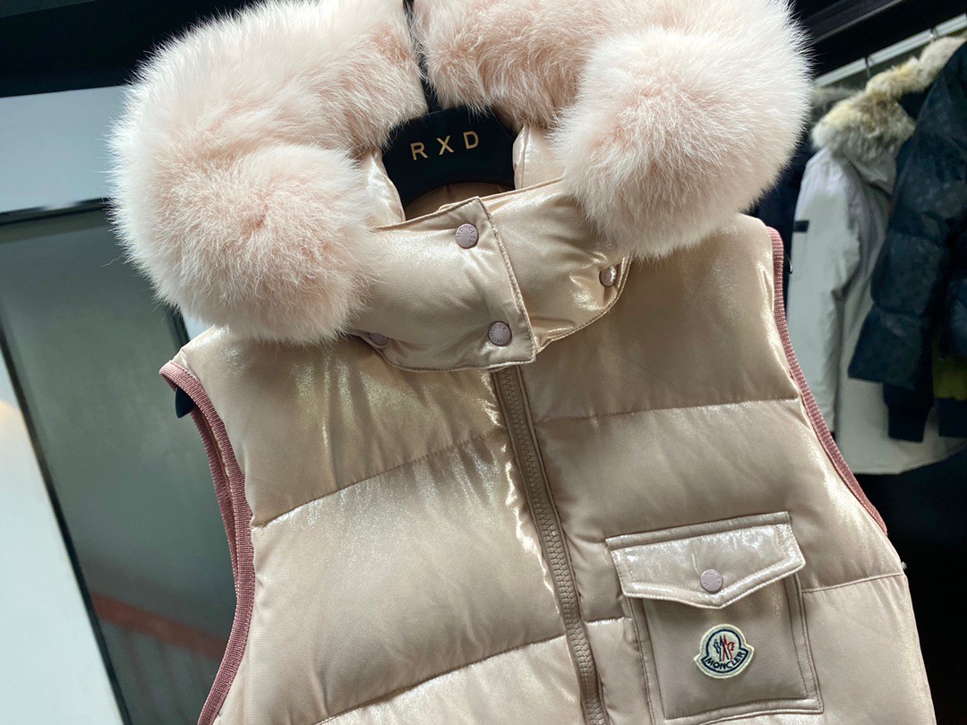 Women Down vest; M*oncler Top Quality 2022