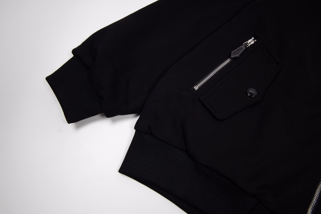 Men Jacket/Sweater Top Quality