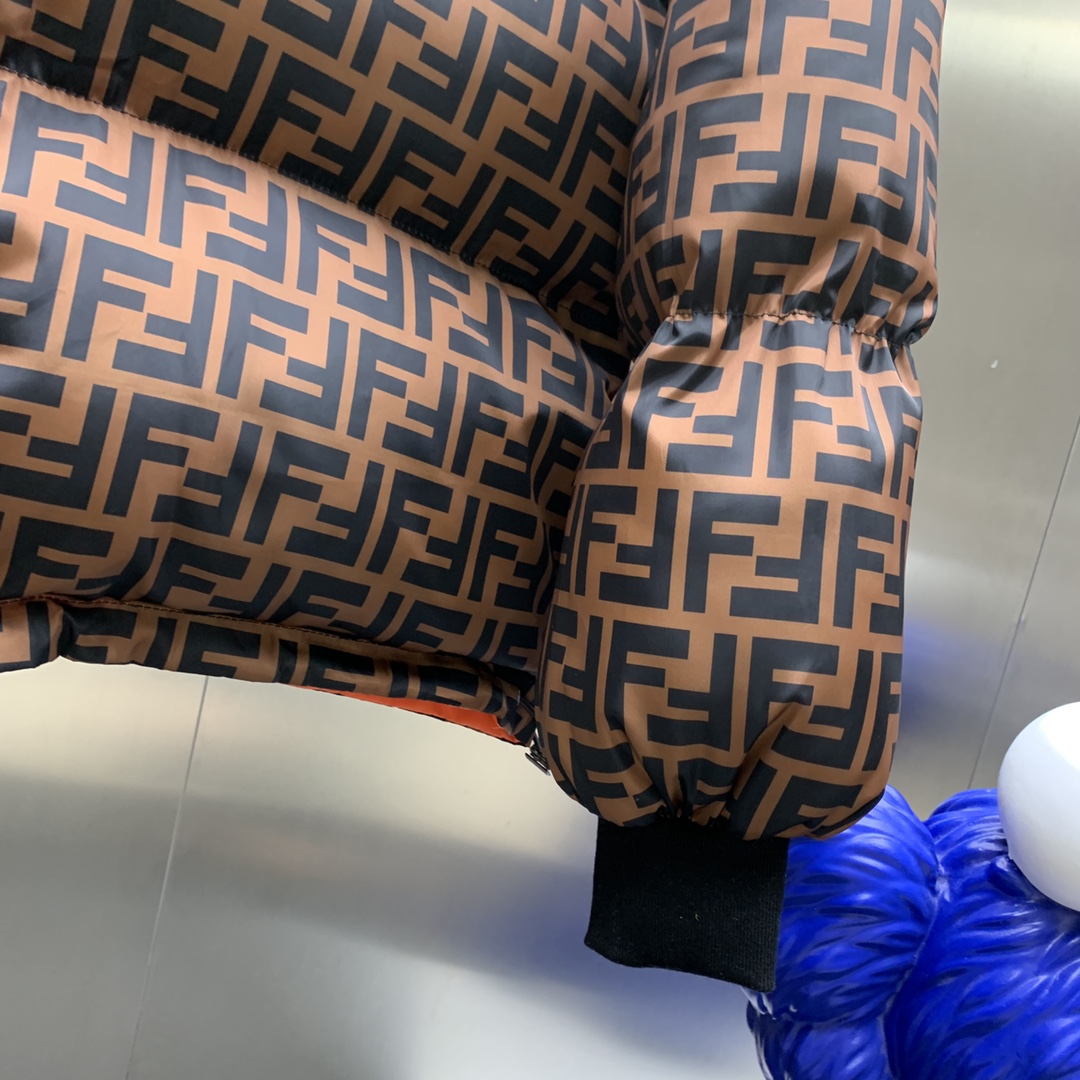 Men Jacket/Sweater Top Quality