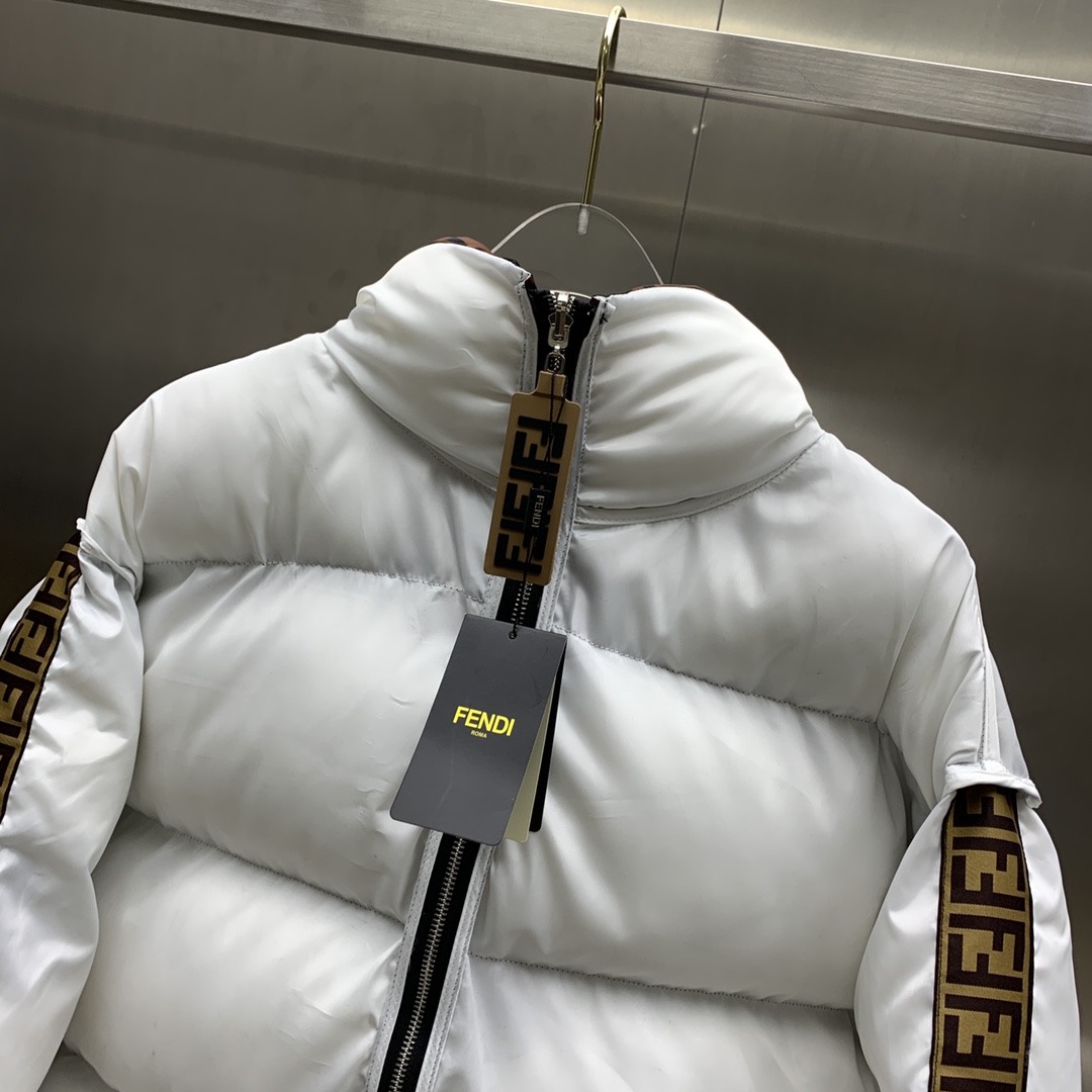 Women Jacket/Sweater Top Quality