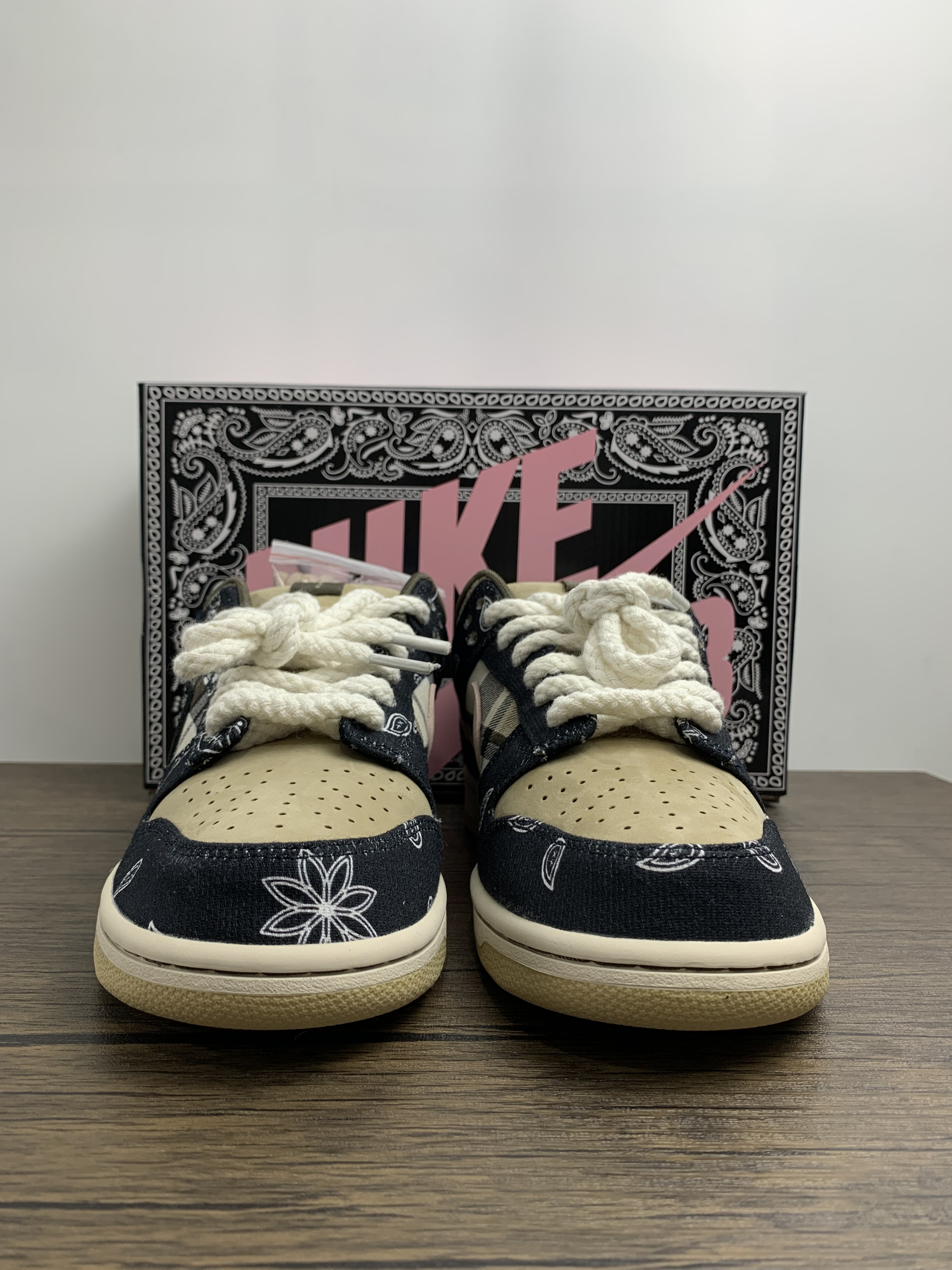 from Travis Scott x Nike SB Dunk Low CT5053-001H