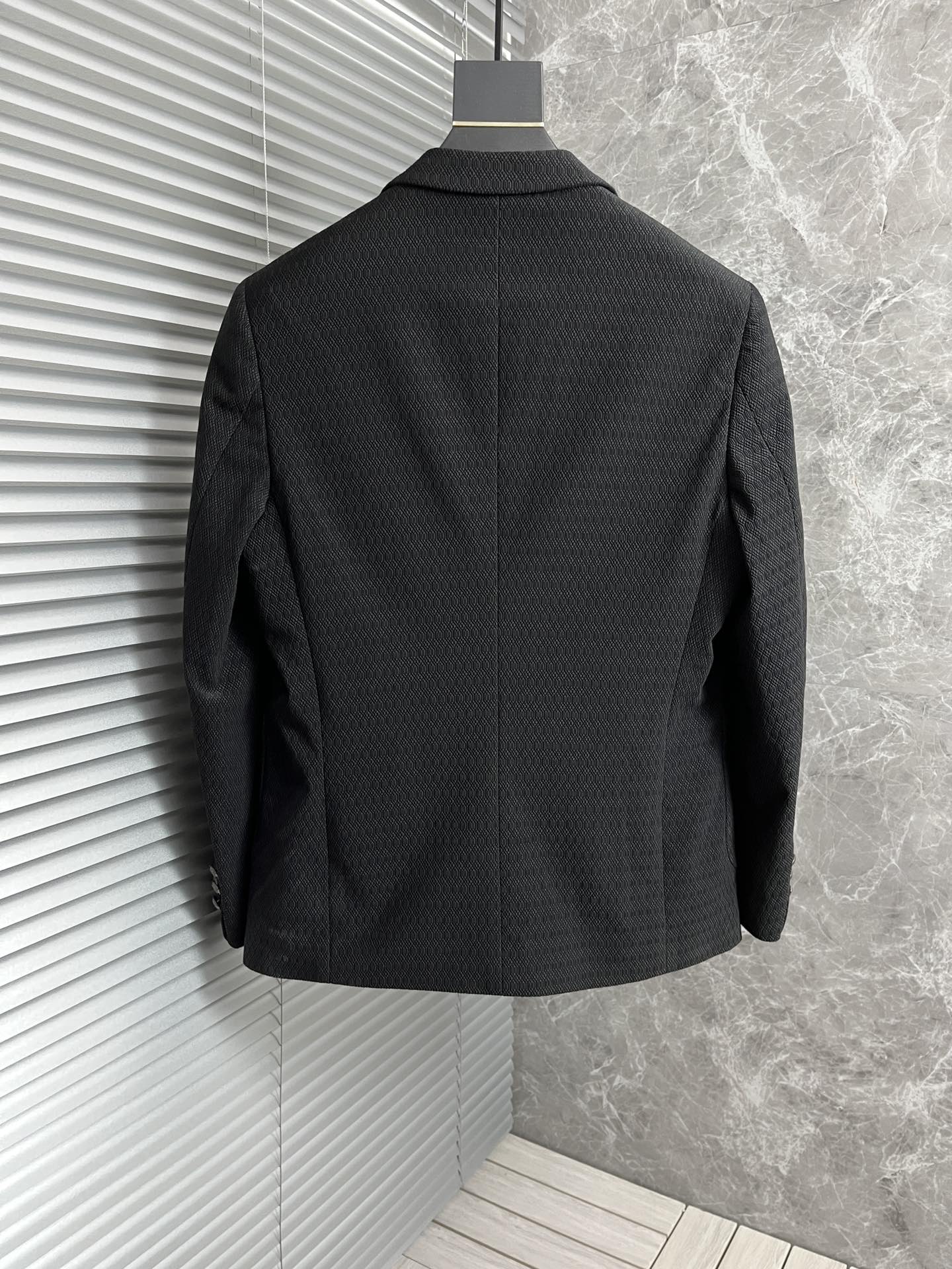 Men Jacket/Sweater Top Quality