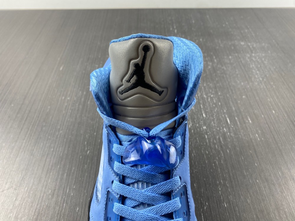 Air Jordan 5 UNC DV1310-401