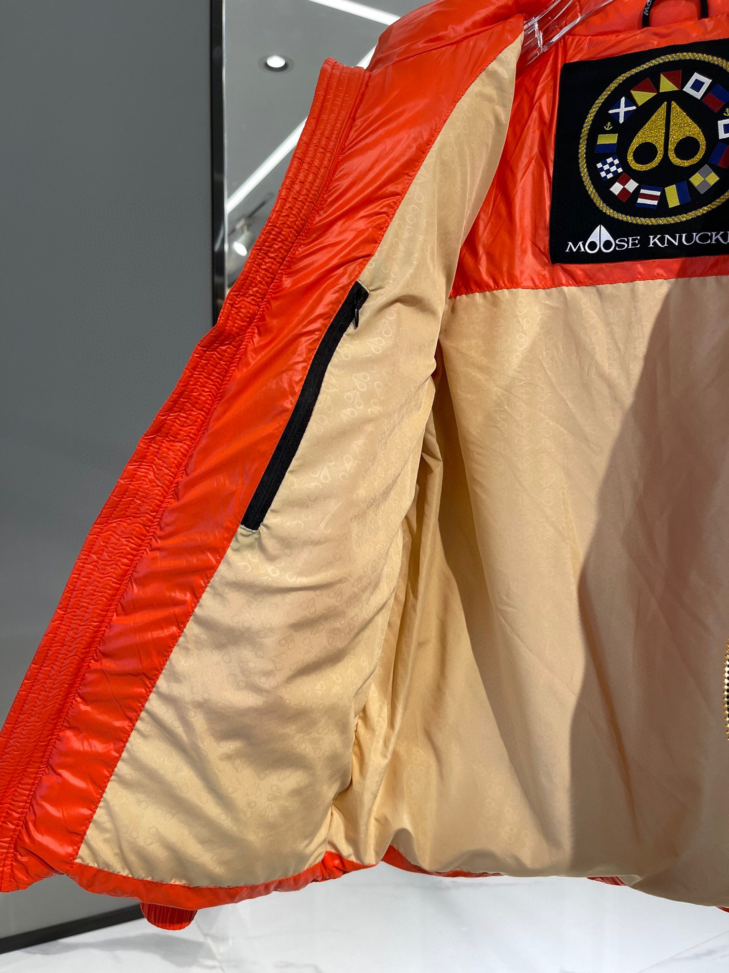 Men Women Down jacket Maikesneakers