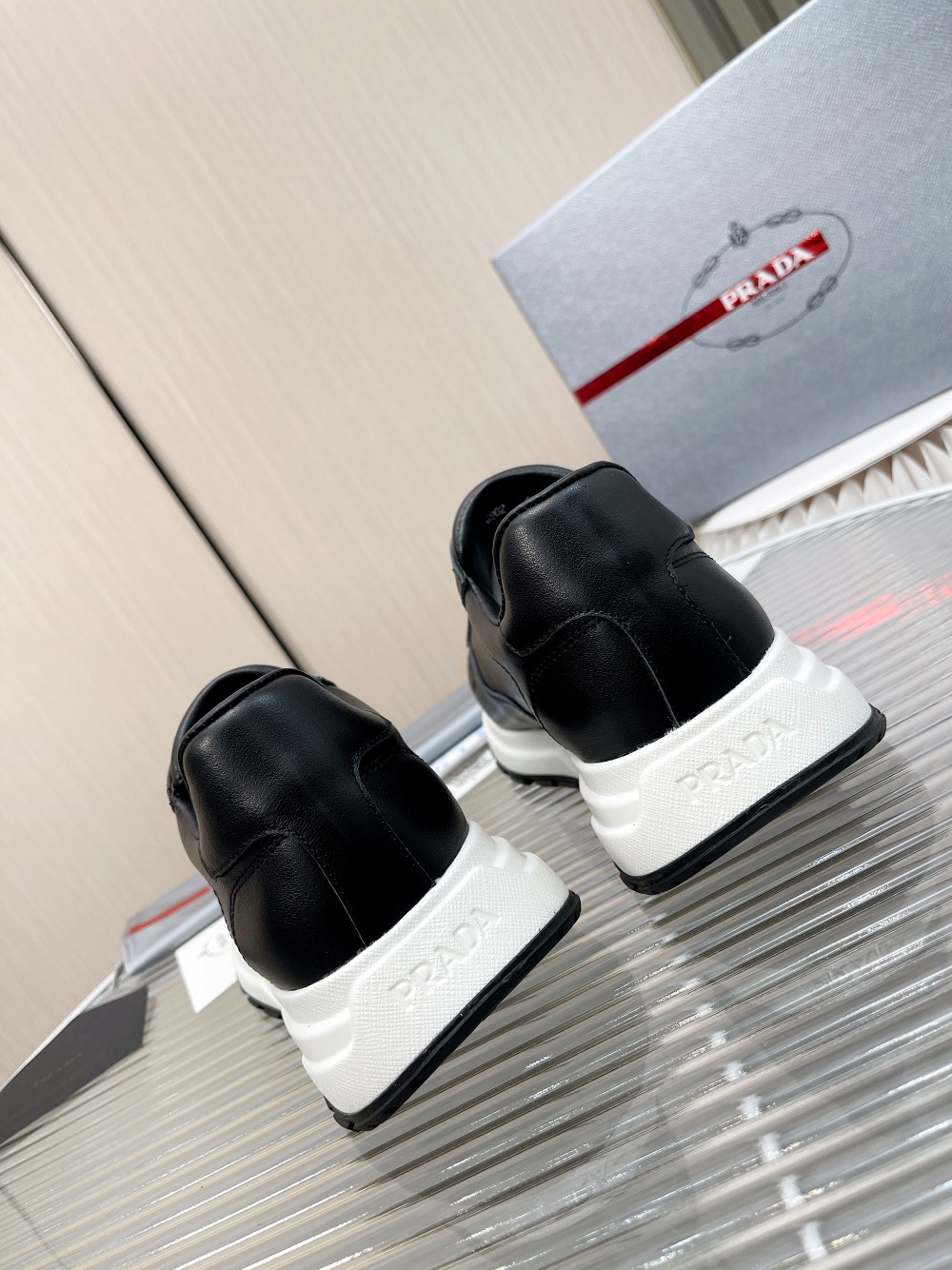 Men P*rada Top Sneaker （ ）