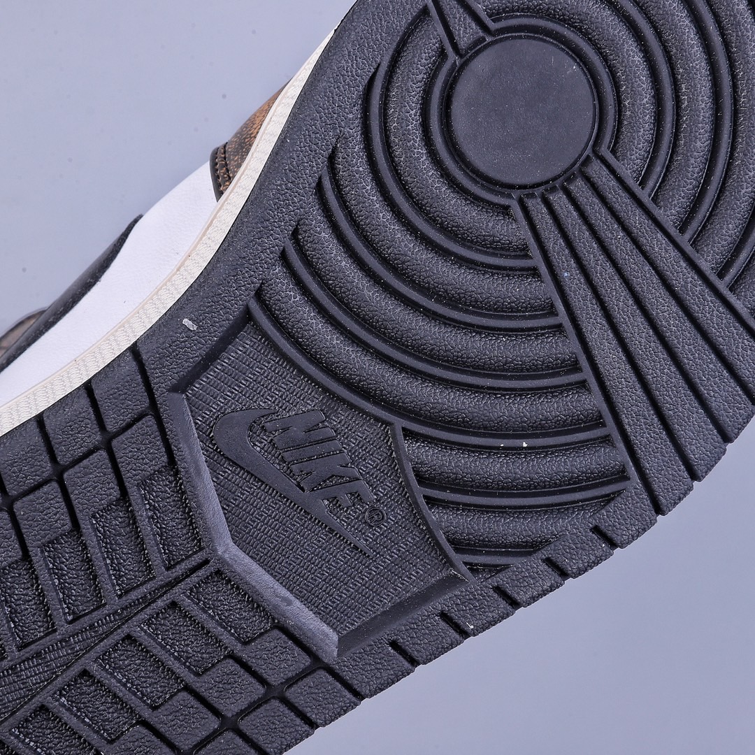 Nike Air Jordan 1 High AJ1