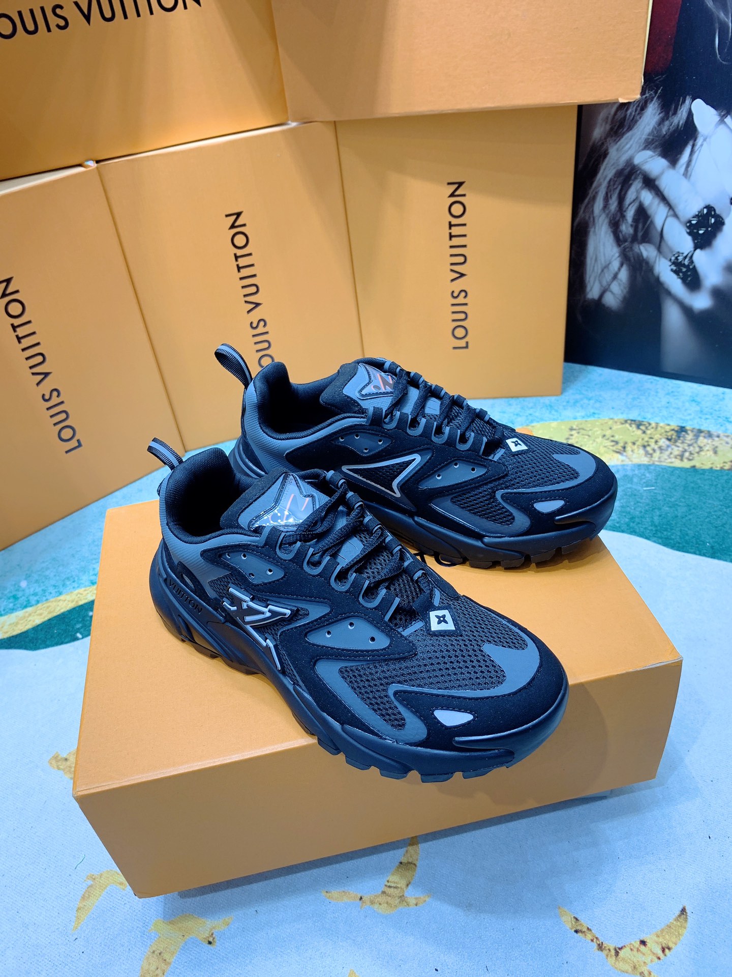 Men L*ouis V*uitton Top Sneaker