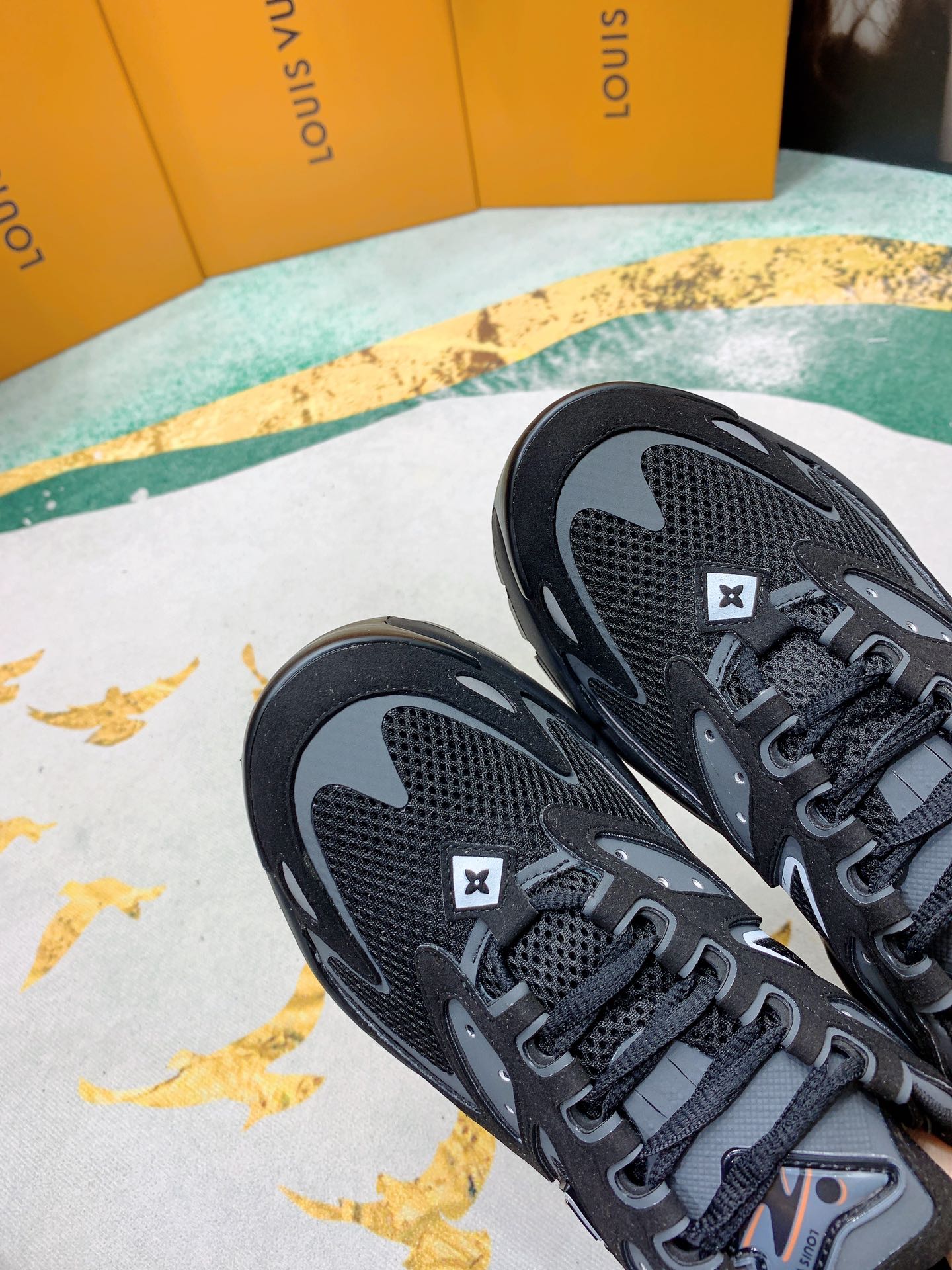 Men L*ouis V*uitton Top Sneaker