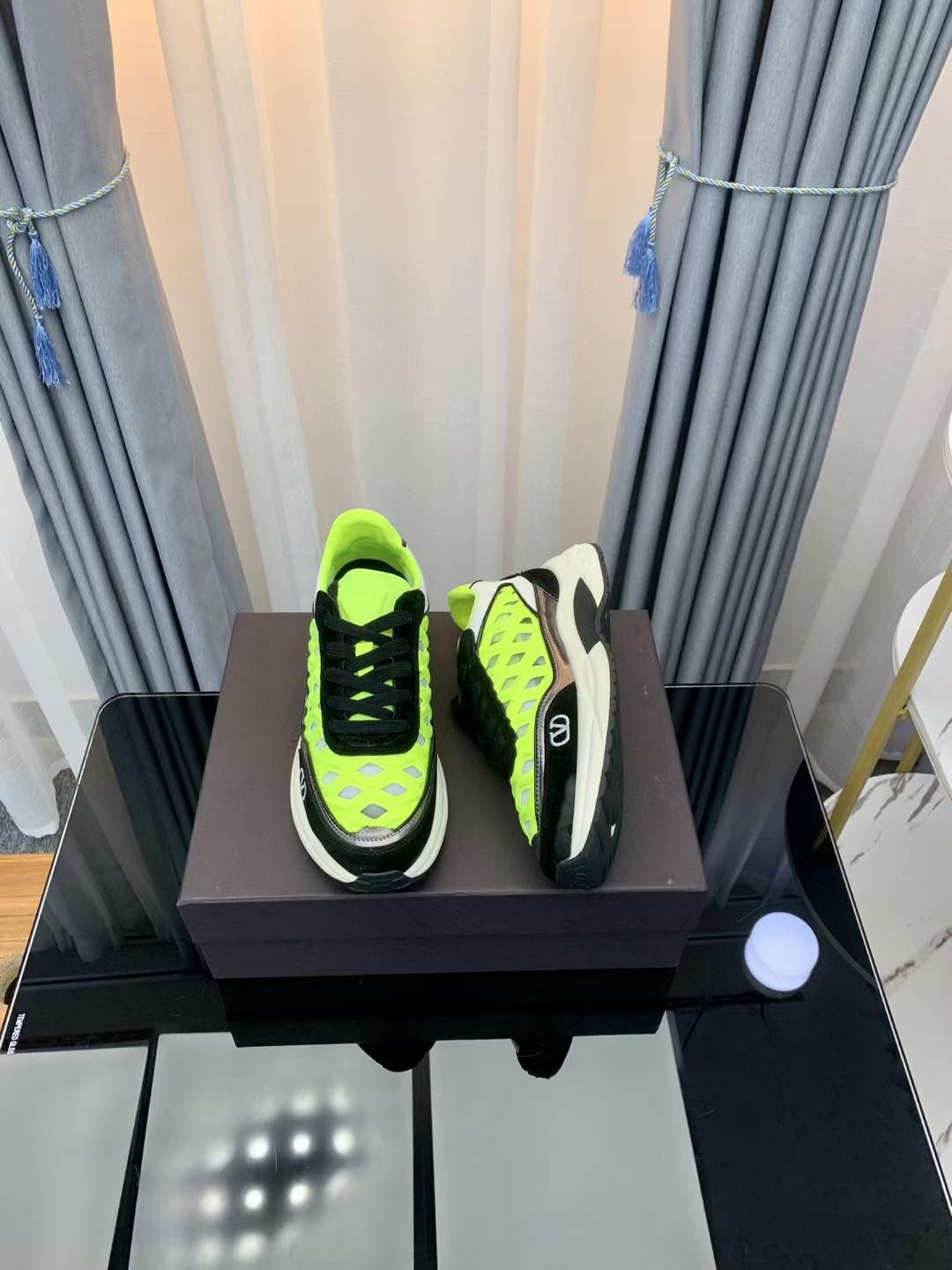 Women Men V*alentino Sneakers Maikesneakers