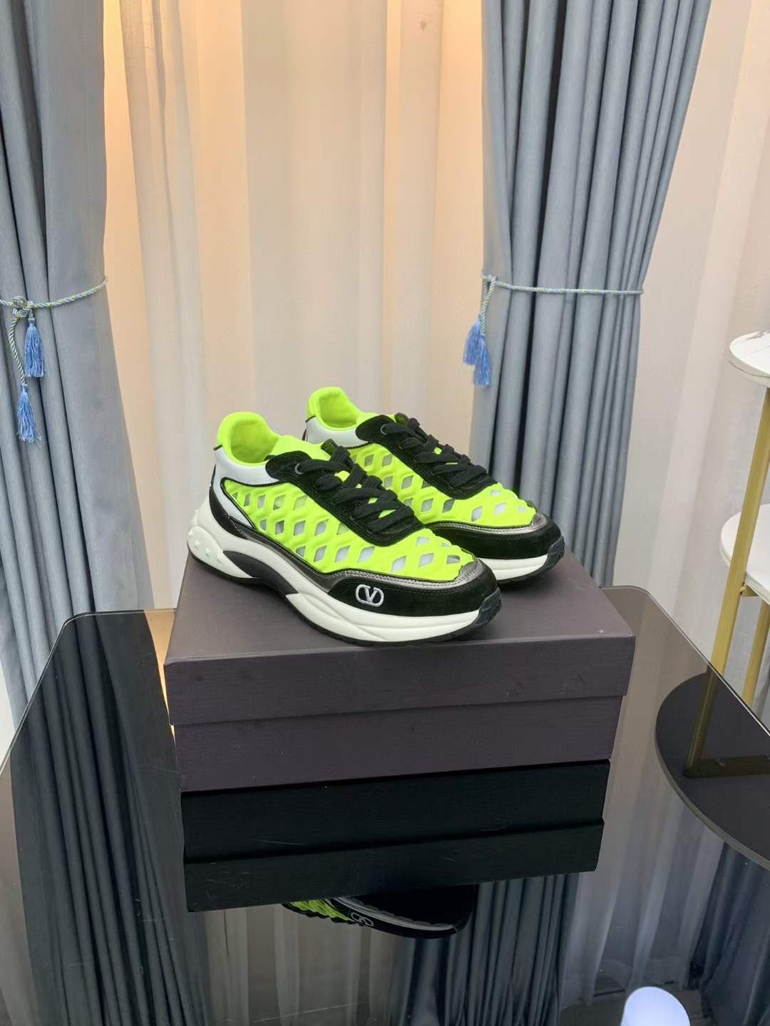 Women Men V*alentino Sneakers Maikesneakers