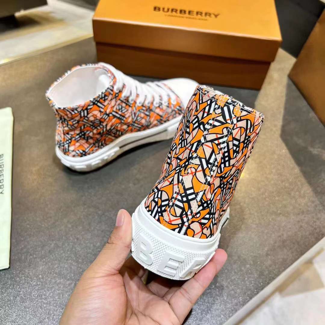 Men Women B*rberry Sneaker ()