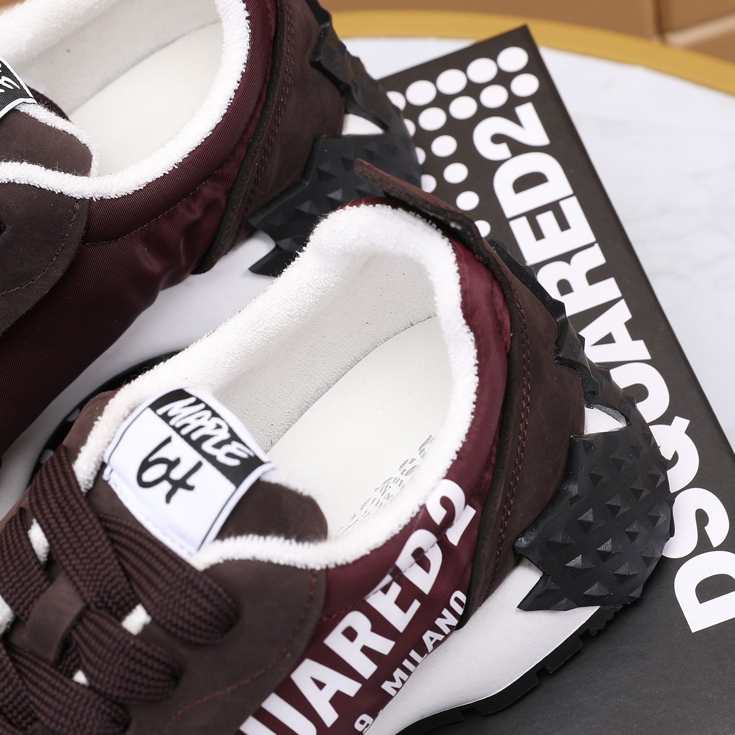 Men O*ff W*hite Top Sneakers