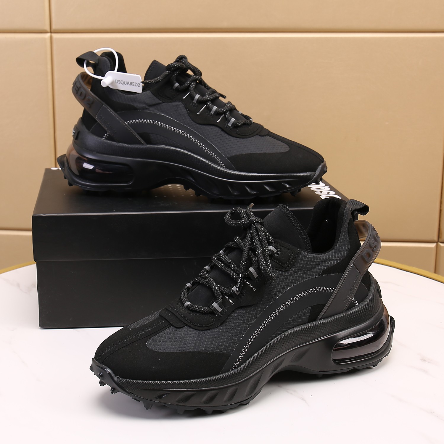 Men O*ff W*hite Top Sneakers