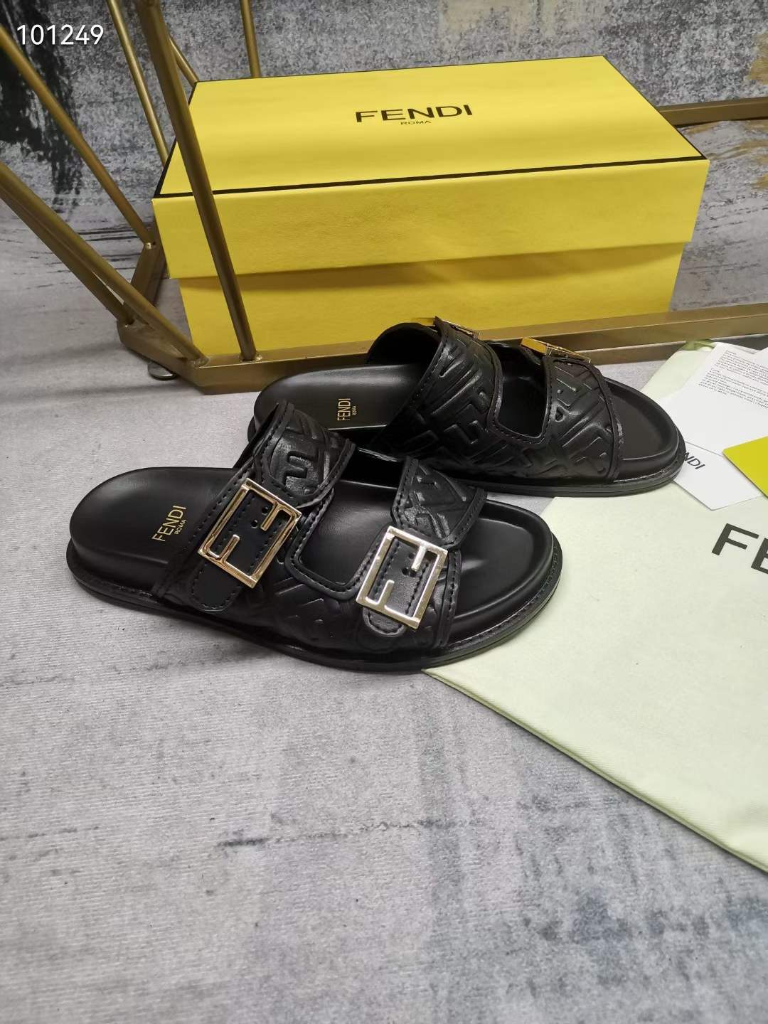 Women Men F*endi Top Sandals （ ）