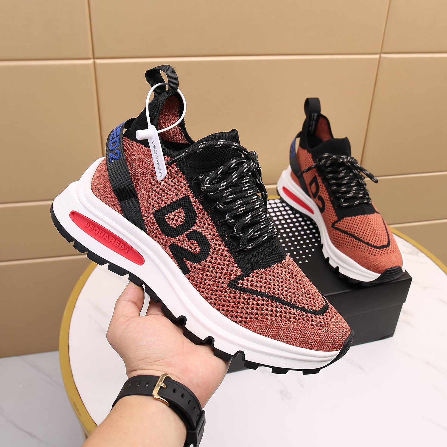 Men O*ff W*hite Top Sneakers