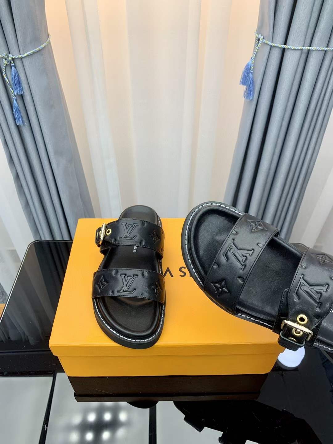 Women Men L*ouis V*uitton Top Slippers