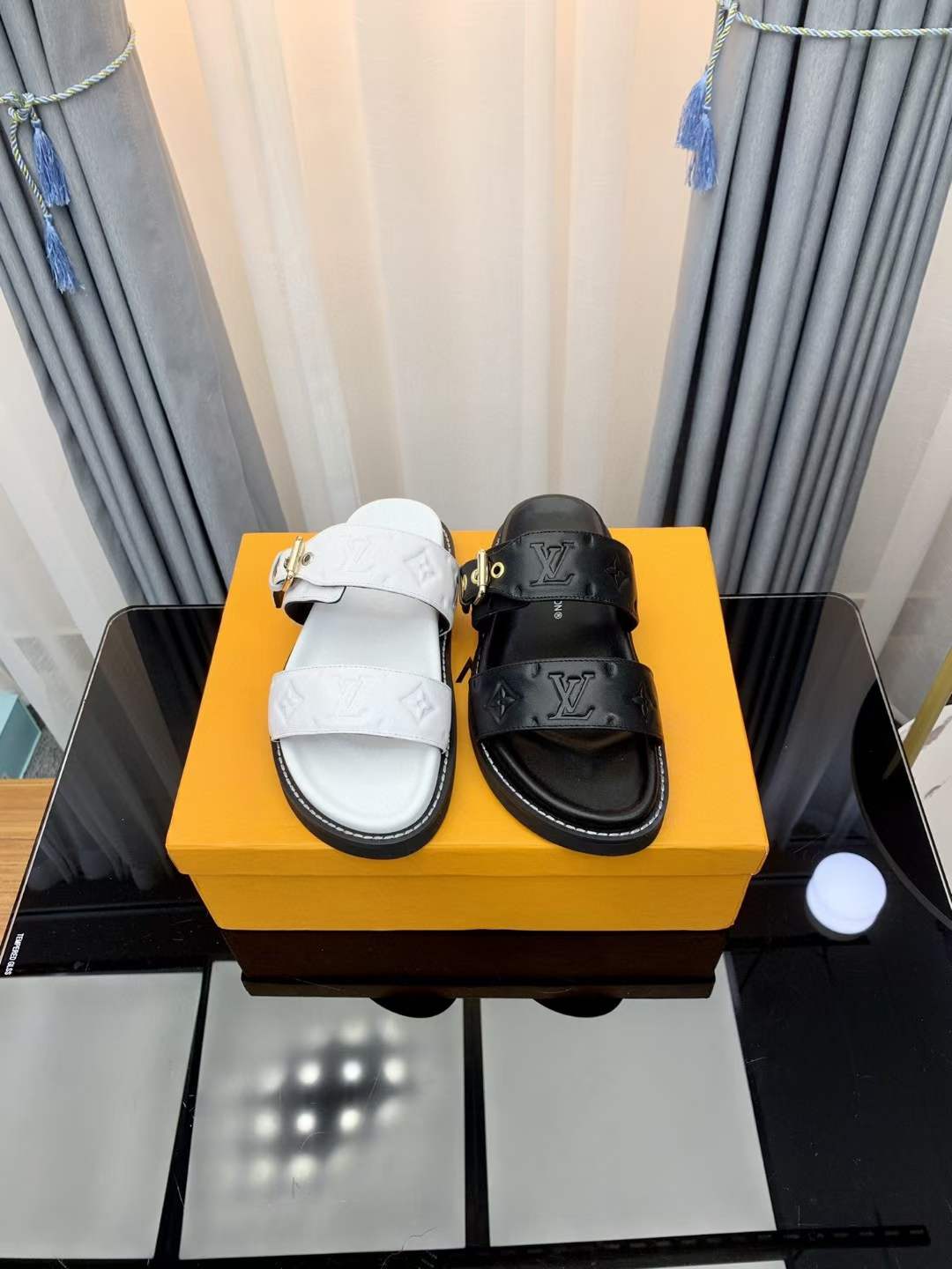 Copy Women Men L*ouis V*uitton Top Slippers