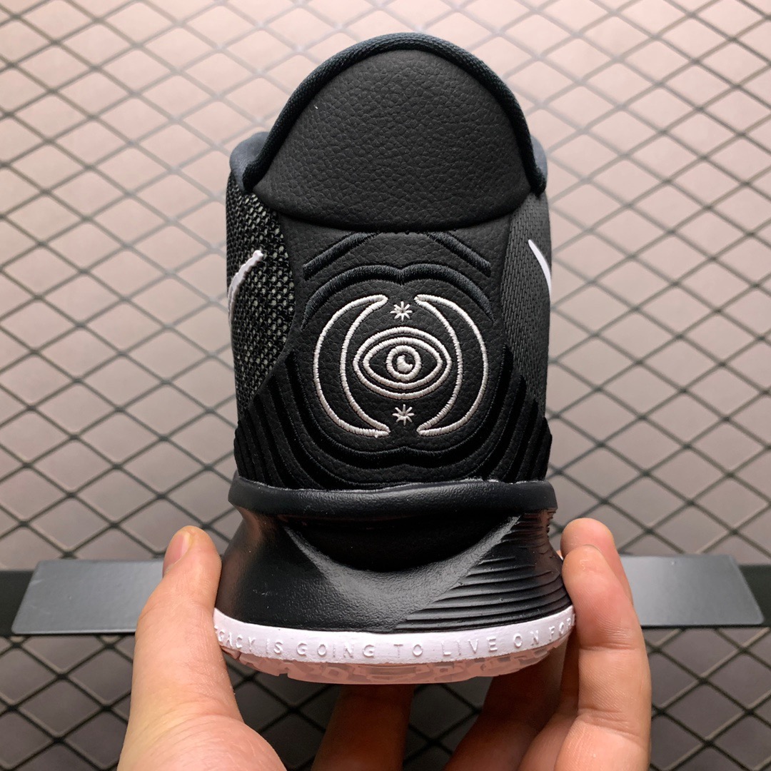 NIKE Kyrie 7 CQ9327-002