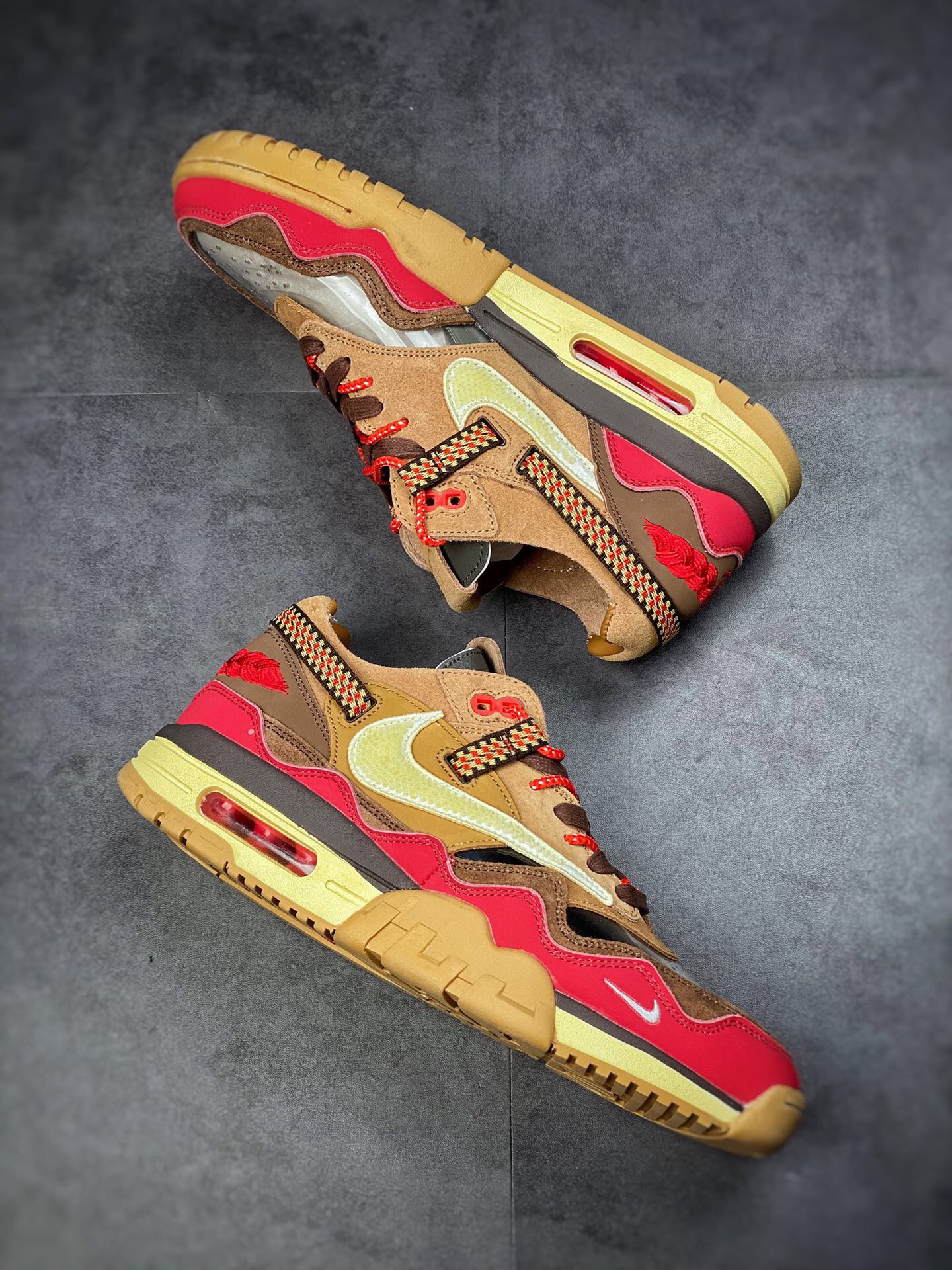 Men clot Nike Air Max 1 kiss of death